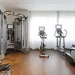 머큐어 시티 호텔 4*