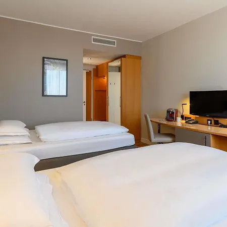 波鸿市美居酒店 酒店 4*