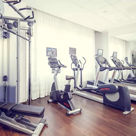 波鸿市美居酒店 酒店