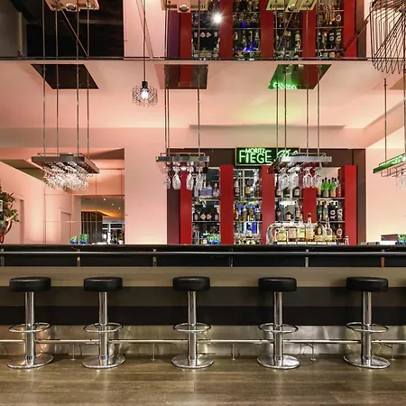 波鸿市美居酒店 酒店