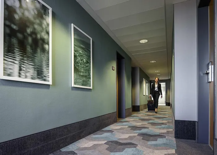 호텔 머큐어 시티